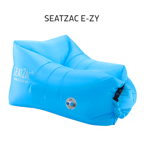 Надувное кресло с функцией зарядки гаджетов. SEATZAC E-ZY